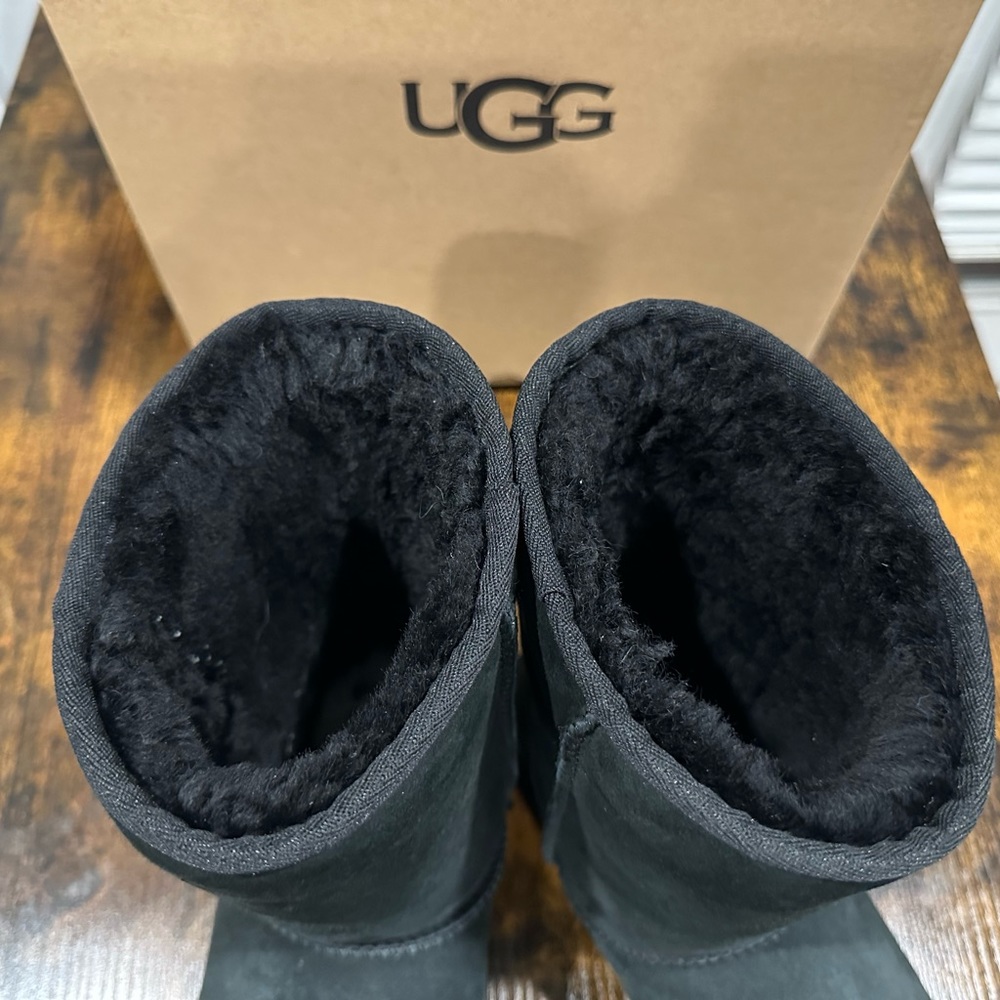 Only worn for 1 winter season.